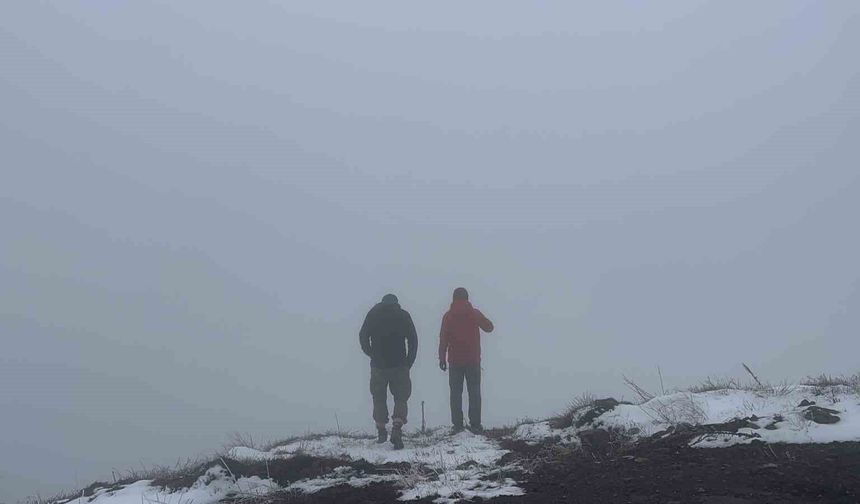 Bayram tatilinde kar yağışının tadını çıkardılar