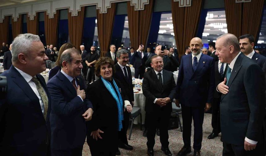 Cumhurbaşkanı Erdoğan: 'Türkiye her zaman savaşın değil barışın yanındadır'