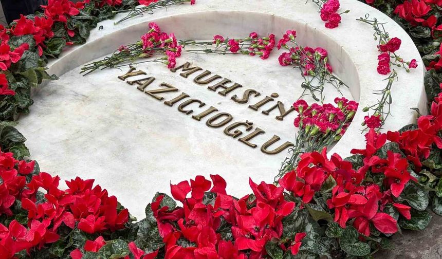 Muhsin Yazıcıoğlu, vefatının 17. yıldönümünde kabri başında anıldı
