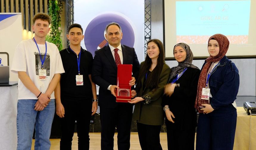 Çankırı'da Gençler Projeleriyle Yarıştı, Ödüller Sahiplerini Buldu