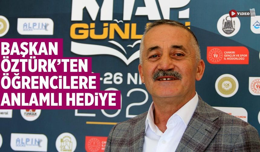 Ilgaz Belediye Başkanı Öztürk’ten öğrencilere anlamlı hediye
