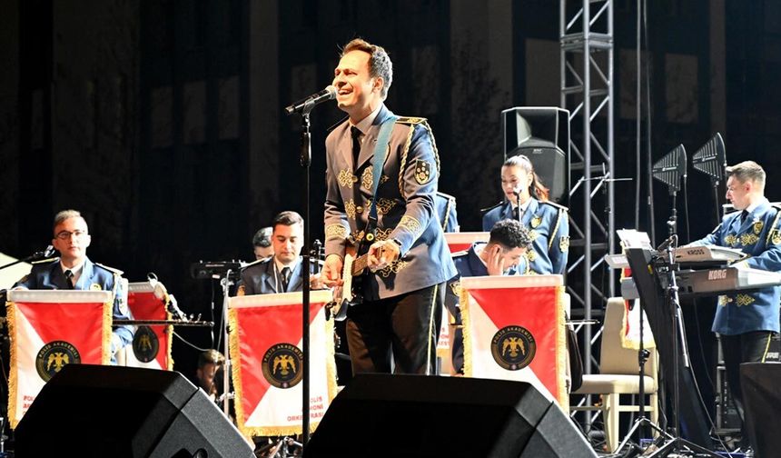 Çankırı’da Unutulmaz Konser: Kampüs Coşkuya Bürnldü