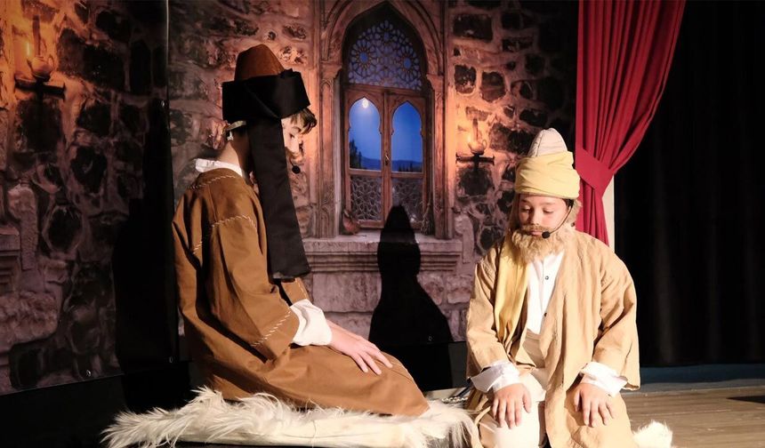 Çankırı’da öğrenciler Yunus Emre’nin dünyasını sahneye taşıdı