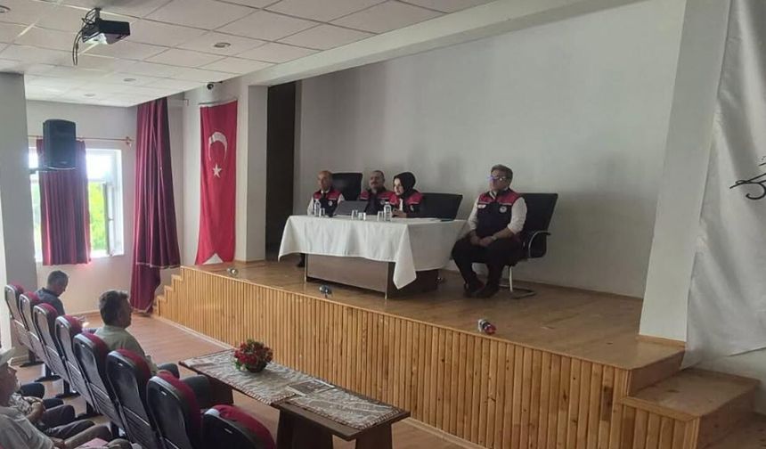 Atkaracalar'da üreticilerle istişare toplantısı gerçekleştirildi