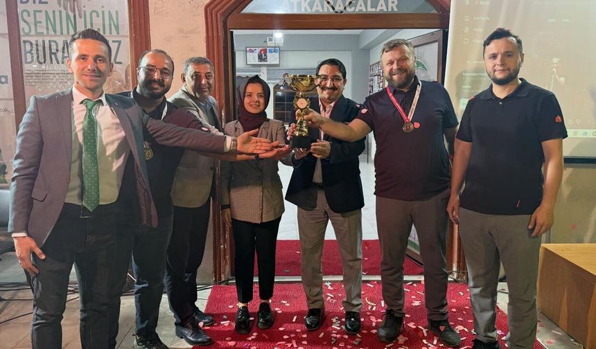 Atkaracalar’da Yeşilay Bilgi Yarışması heyecanı sona erdi