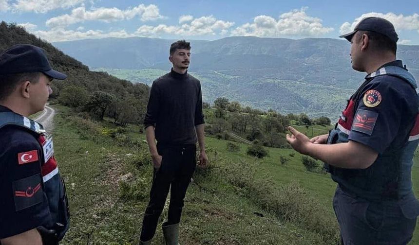 Bayramören’de jandarmadan vatandaşlara siber dolandırıcılık uyarısı