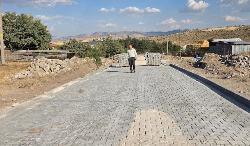 Kurşunlu’da Huzurevi-TOKİ bağlantı yolu yenilendi