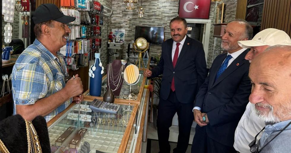 Saadet Partisi Orta’da kongre öncesi sahaya indi